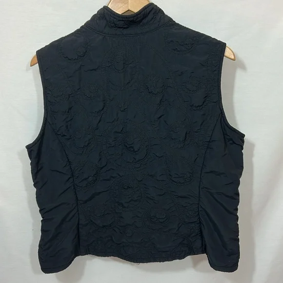 Lucy Quilted Athleisure Full Zip Vest - Picture 2 of 7